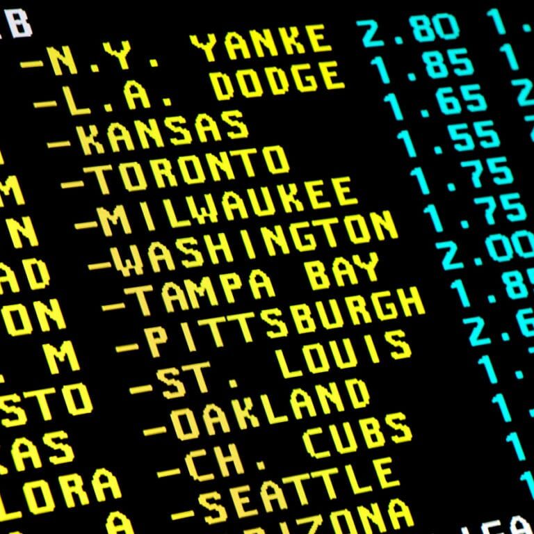 Sight on monitor with the teletext and betting offer of baseball matchups.