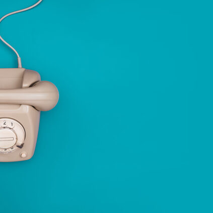 Retro telephone header